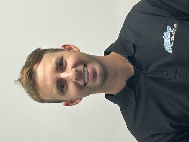 Owen Tomczak, Service Tech